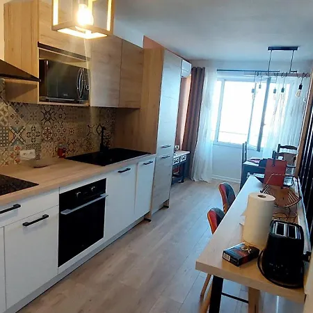 アパート Bel 2 Chambres, A 5 Min A Pied *